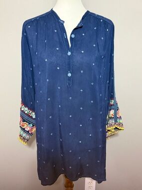 EUC Johnny Was Navy Blue Embroidered Eyelet Top Blouse Tunic - Large
